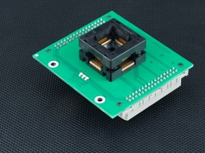 AP1 QFP80-1.02 ZIF R5F-12 (71-7406). Specialized programming module with open ZIF socket.