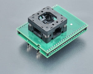 DIL48/QFN48 ZIF nRF-1a (70-7292). Specialized programming adapter with open ZIF socket.
