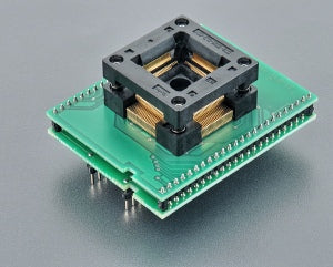 DIL48/QFP100 ZIF PLD-12 (70-0793). Specialized programming adapter with open ZIF socket.