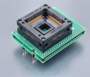 DIL48/QFP176-1.02 ZIF SH-1 (70-4657). Specialized programming adapter with open ZIF socket.