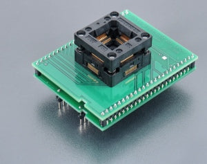 DIL48/QFP64-1.02 ZIF LPC-7 (70-4790). Specialized programming adapter with open ZIF socket.